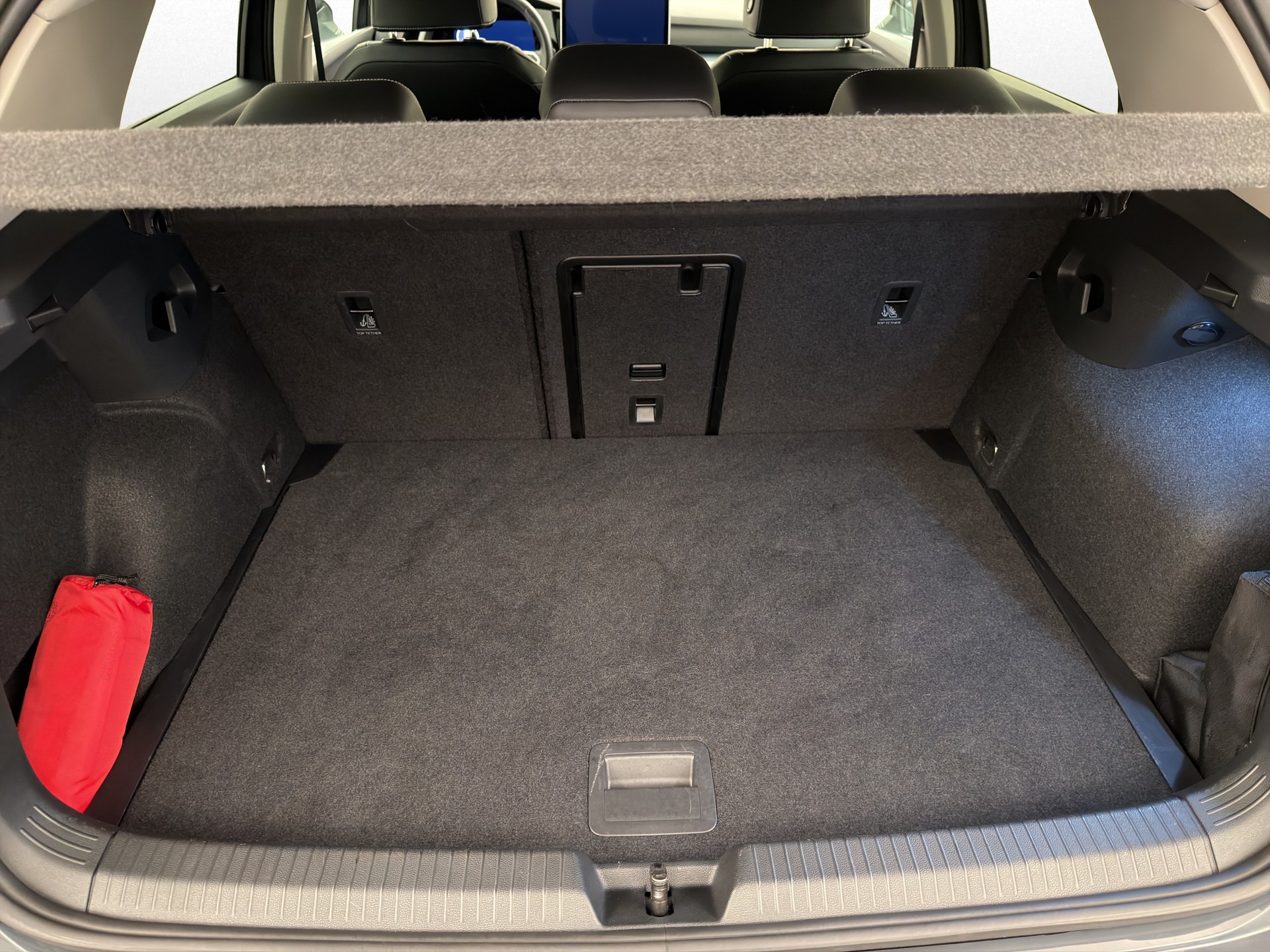 VW Golf 8 1.5 eTSI Goal DSG-image-12