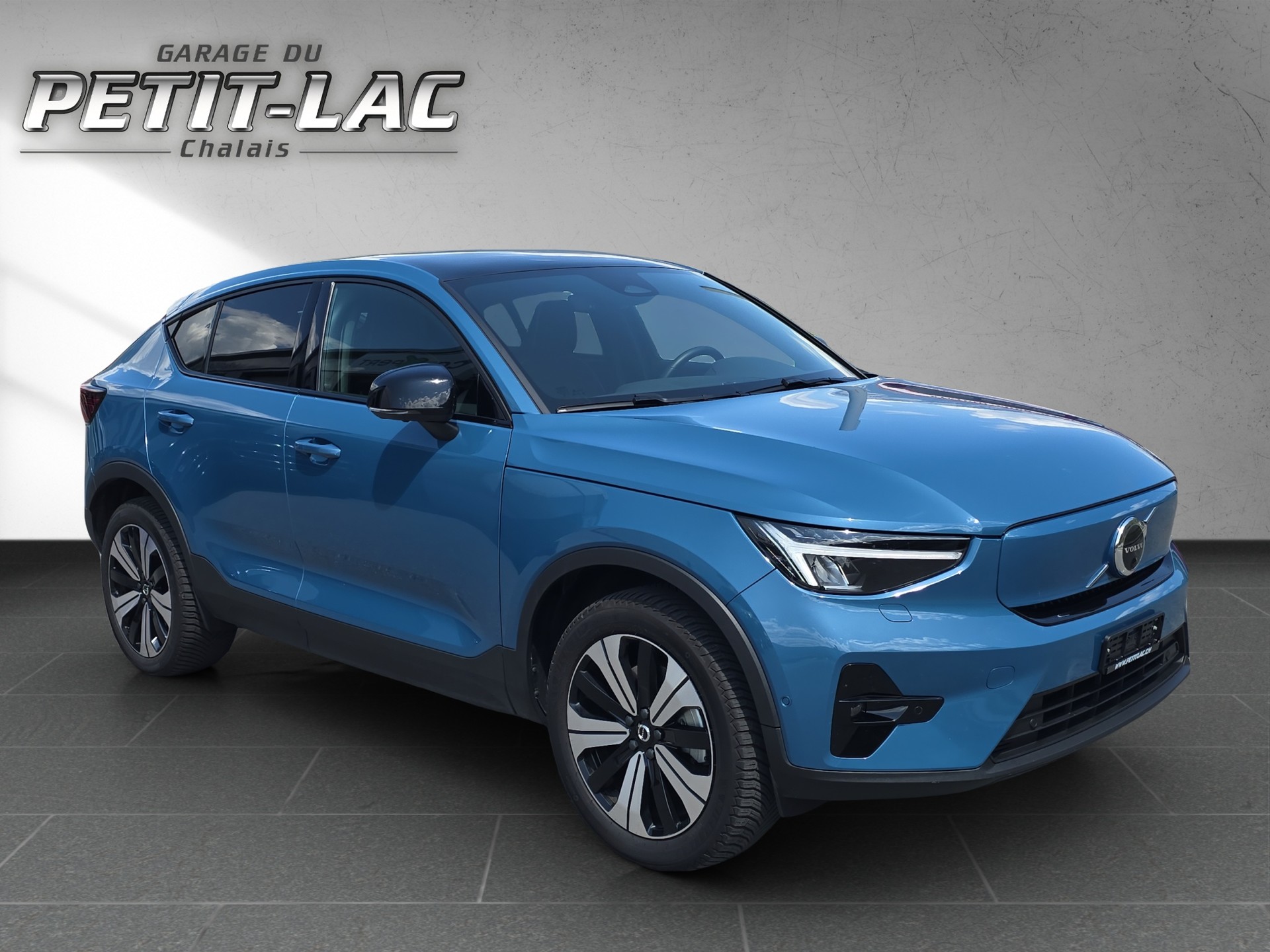 VOLVO C40 Recharge P8 Twin AWD Pure Electric Ultimate-image-0