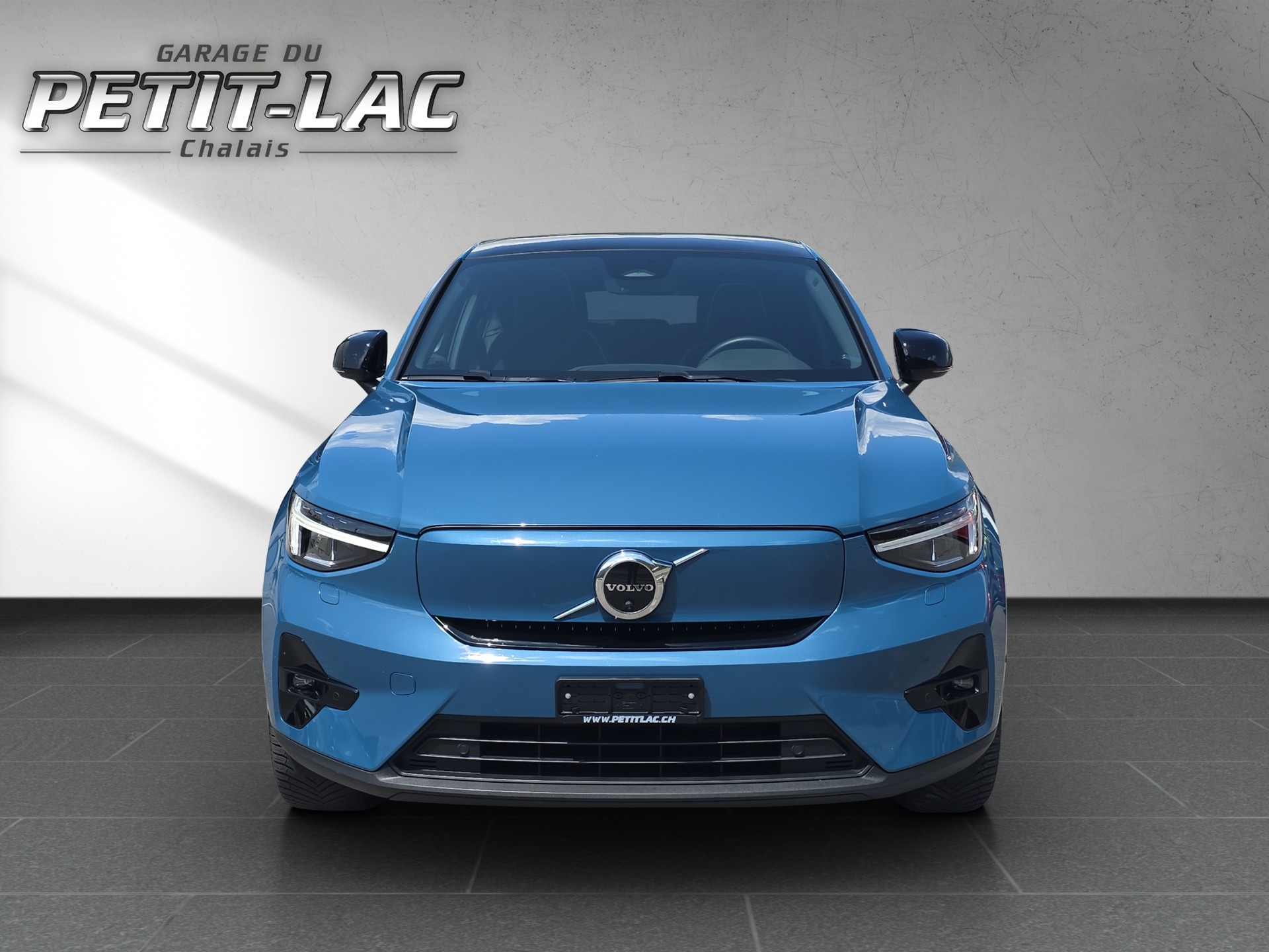 VOLVO C40 Recharge P8 Twin AWD Pure Electric Ultimate-image-1