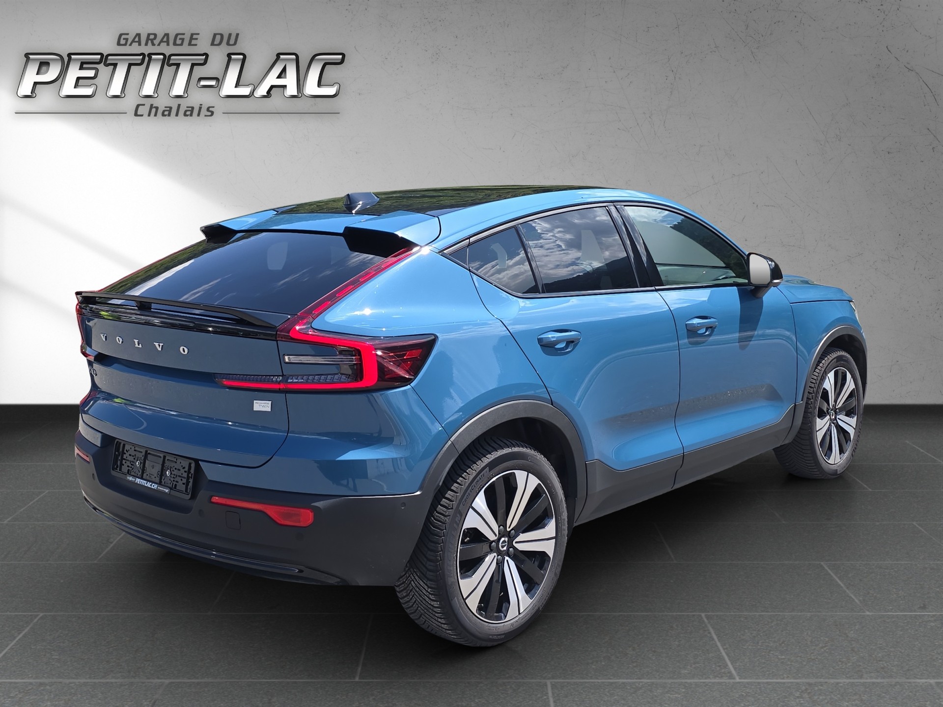 VOLVO C40 Recharge P8 Twin AWD Pure Electric Ultimate-image-3