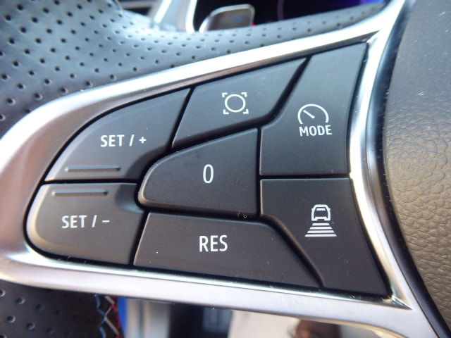 RENAULT Captur 1.3 TCe Esprit Alpine EDC-image-11