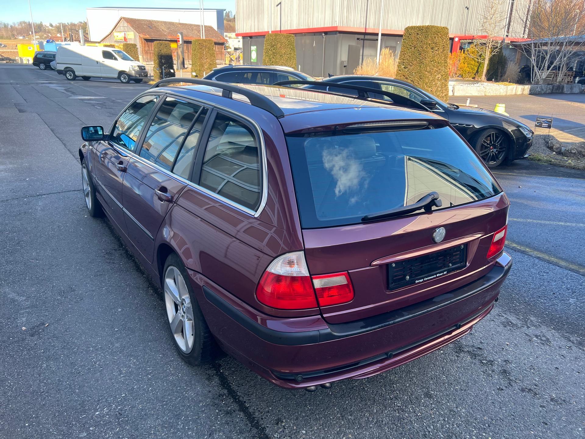 BMW 330xd Touring-image-2