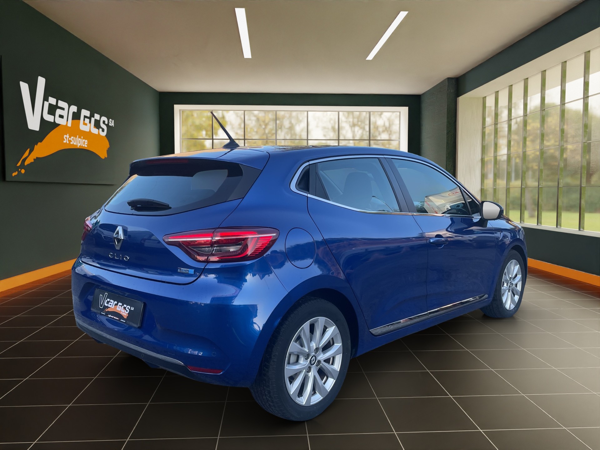 RENAULT Clio 1.6 E-Tech Intens-image-4