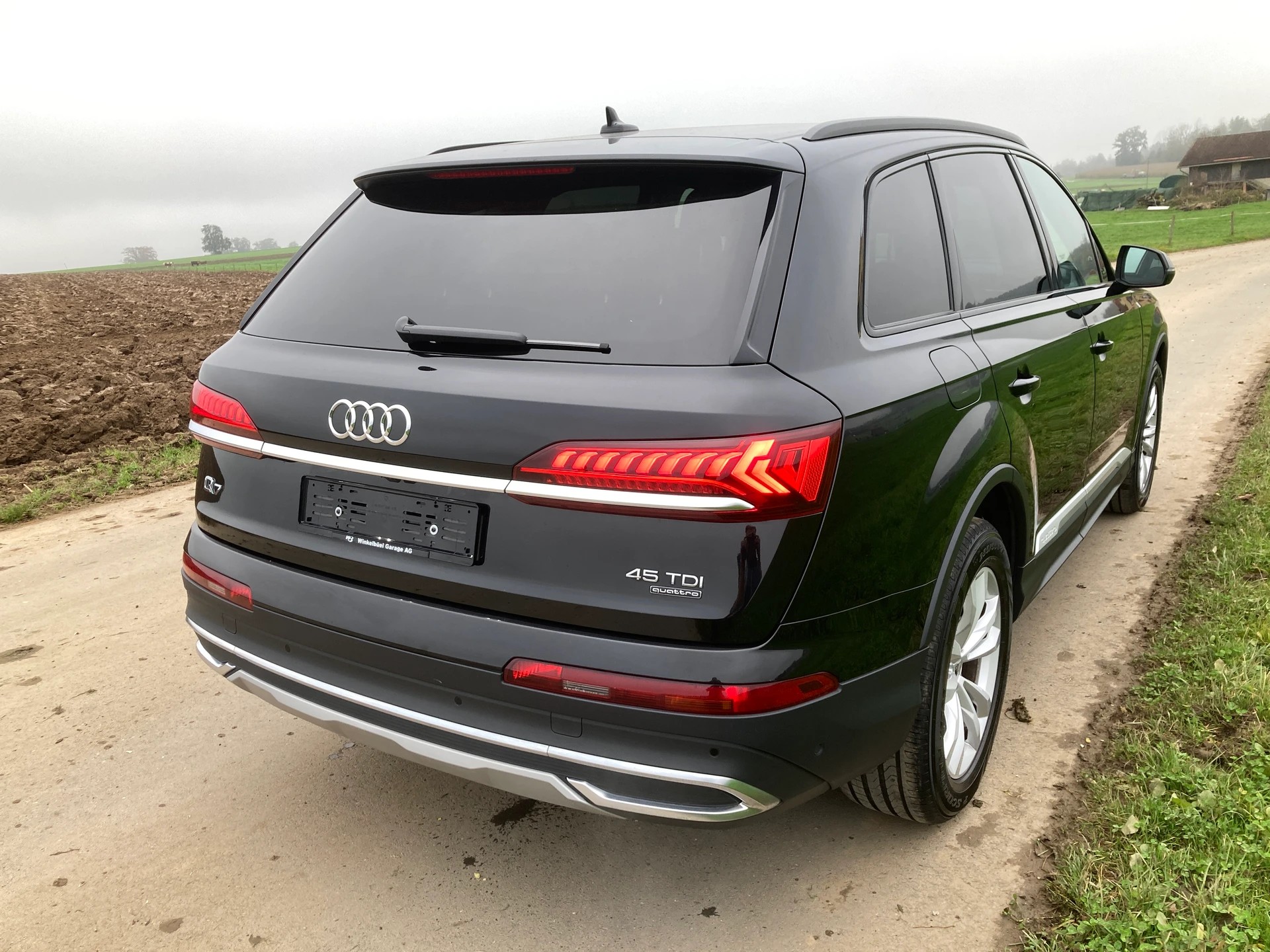 AUDI Q7 45 TDI quattro tiptronic 7 Sitzer-image-2