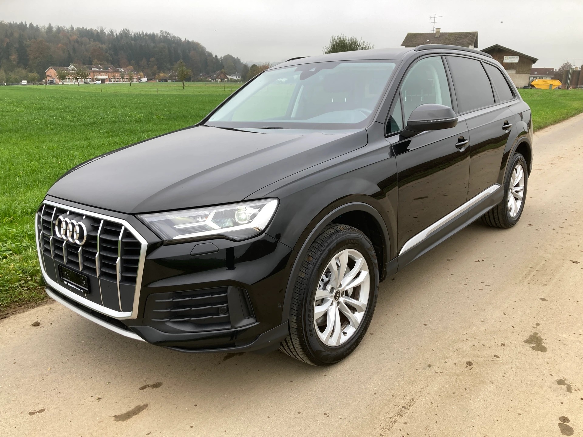 AUDI Q7 45 TDI quattro tiptronic 7 Sitzer-image-0