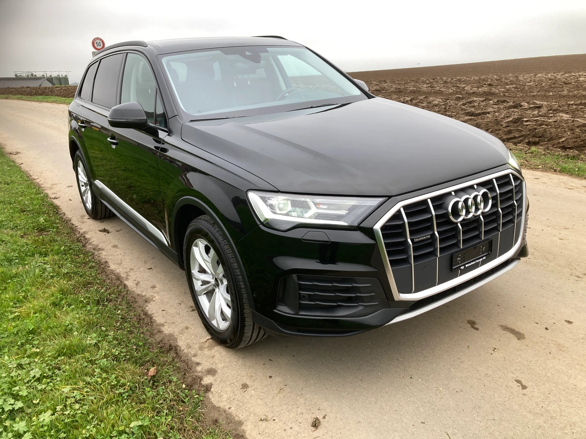 AUDI Q7 45 TDI quattro tiptronic 7 Sitzer-image-1