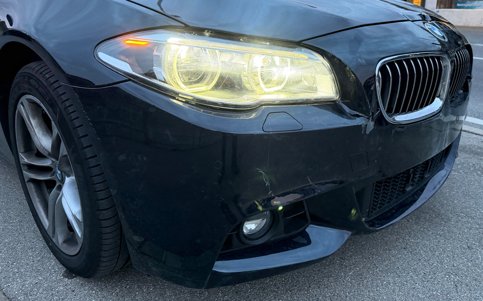 BMW 520d xDrive Pack M ACCIDENTÉ-image-2