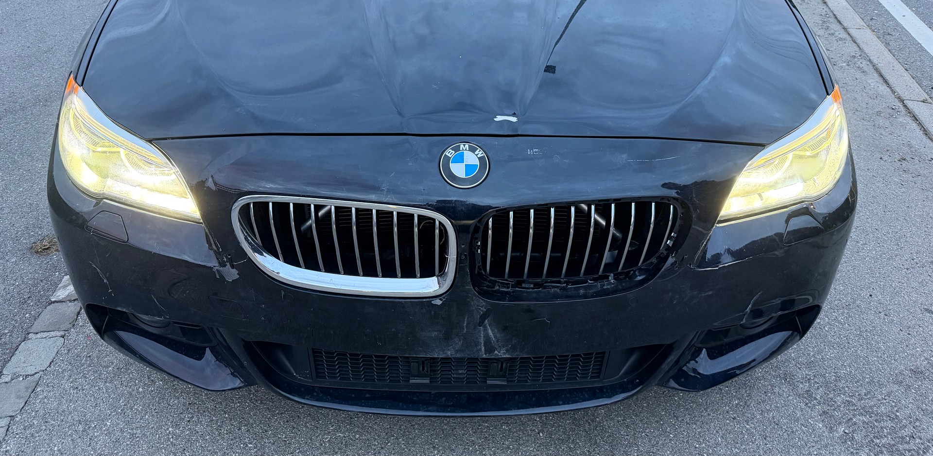 BMW 520d xDrive Pack M ACCIDENTÉ-image-1