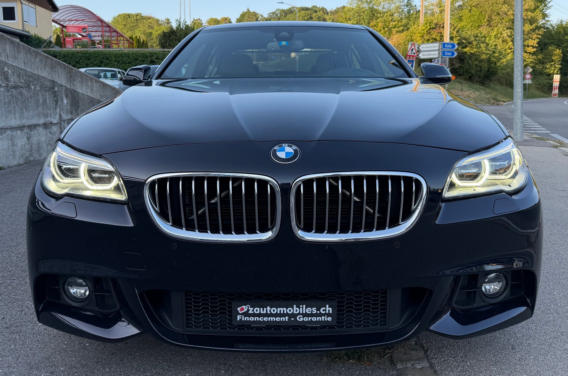 BMW 520d xDrive Pack M-image-1