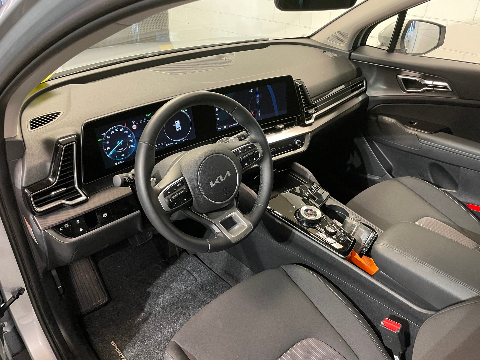 KIA Sportage 1.6T-GDi PHEV Power Edition 4x4 A-image-6