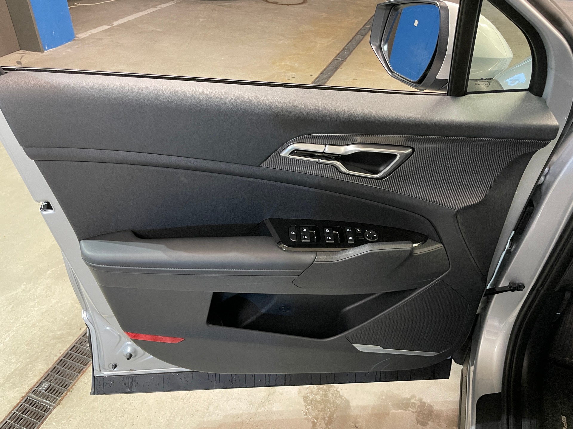 KIA Sportage 1.6T-GDi PHEV Power Edition 4x4 A-image-7