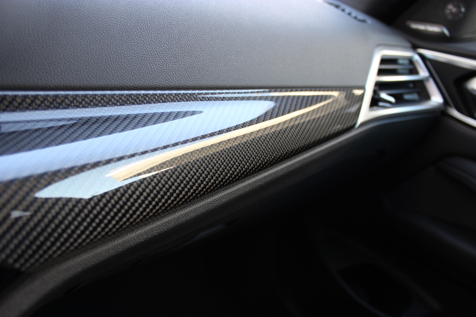 BMW M4 Coupé Competition M xDrive *M Carbon Exterieurpaket*-image-16
