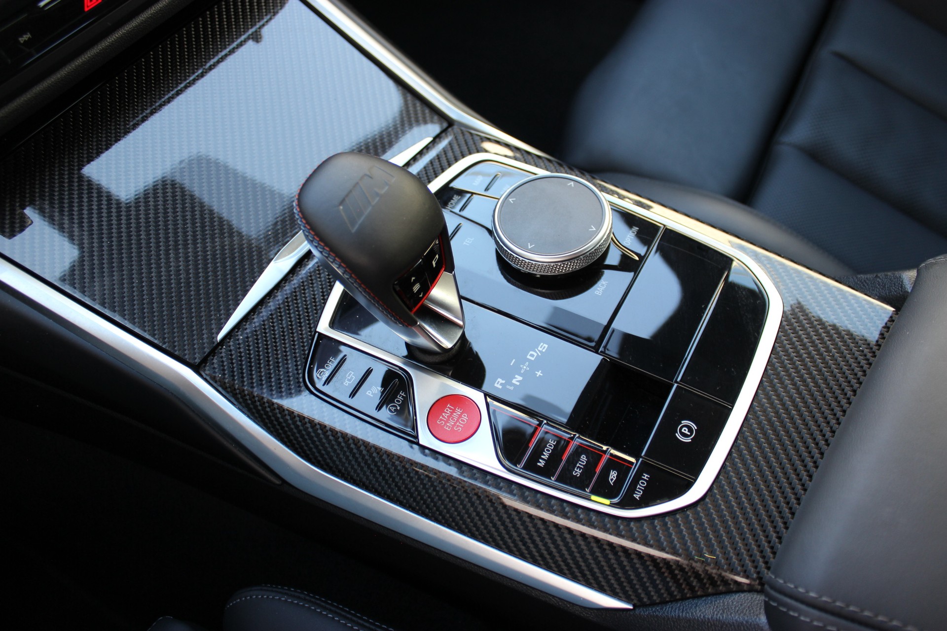 BMW M4 Coupé Competition M xDrive *M Carbon Exterieurpaket*-image-27