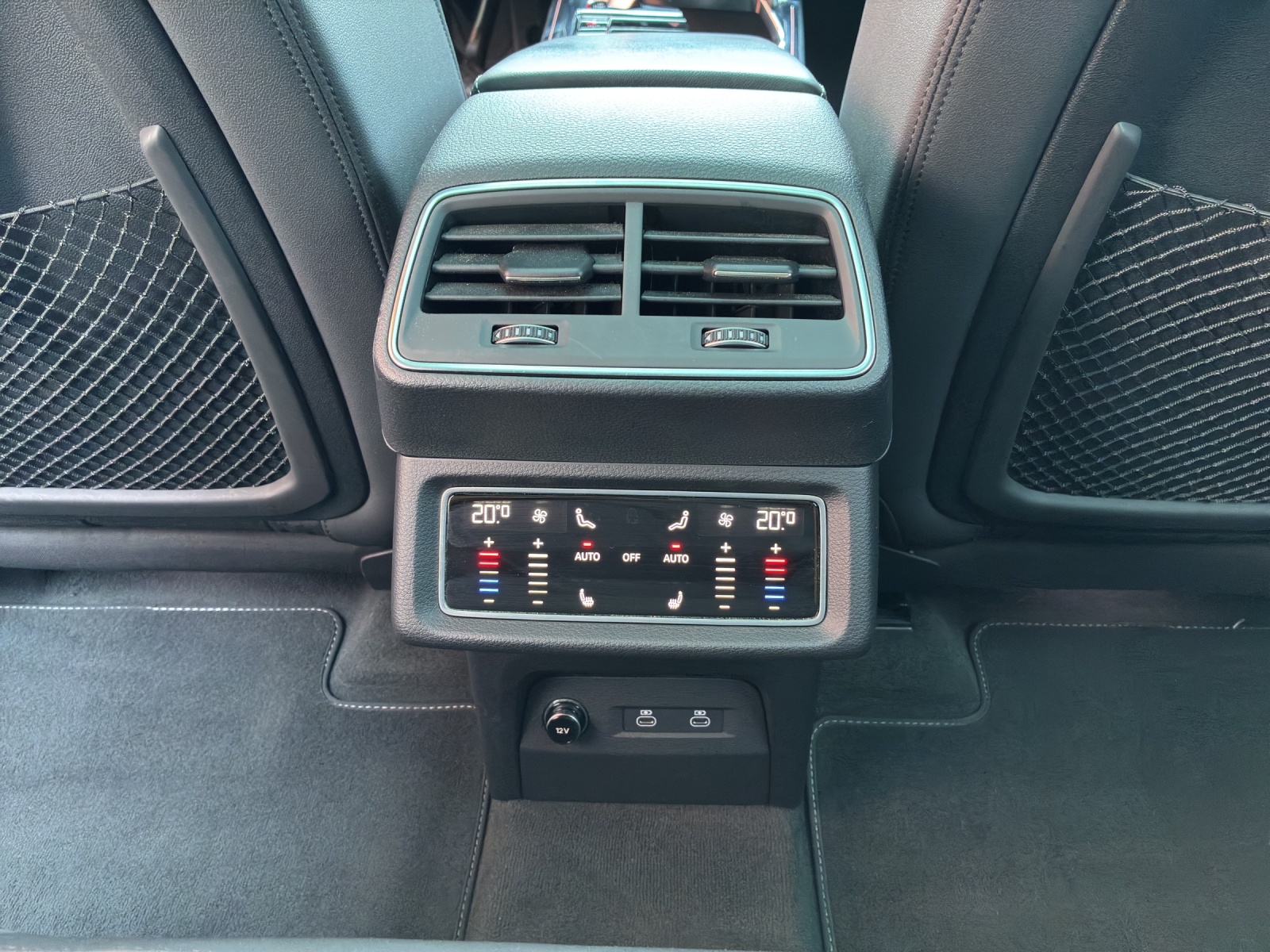 AUDI e-tron S quattro-image-19