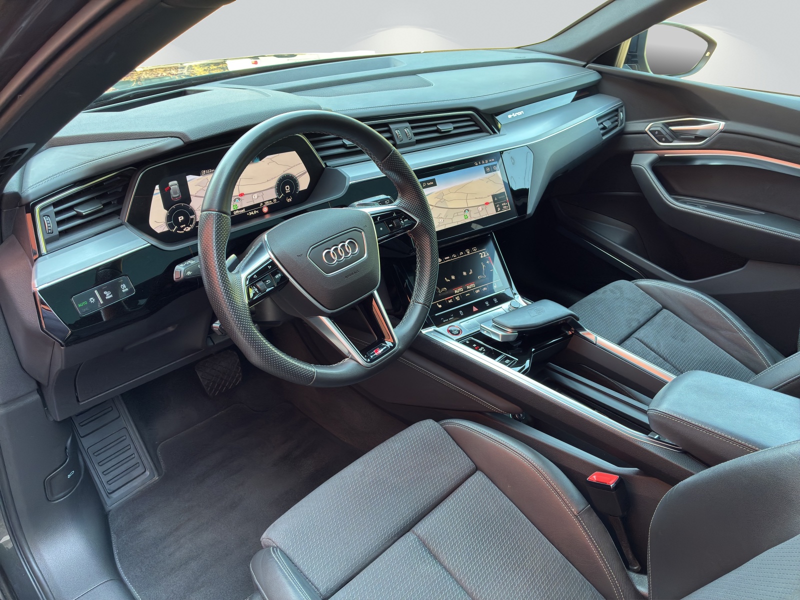 AUDI e-tron S quattro-image-4