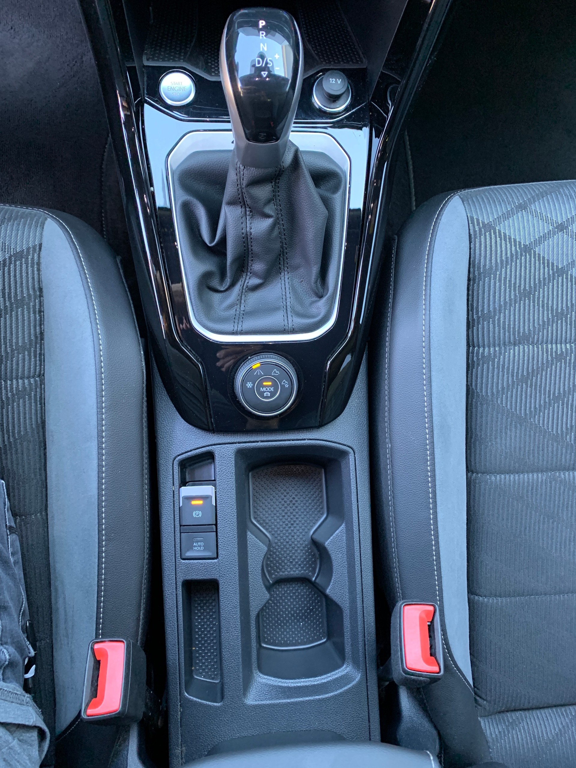 VW T-Roc 2.0 TSI R-Line DSG 4Motion-image-15