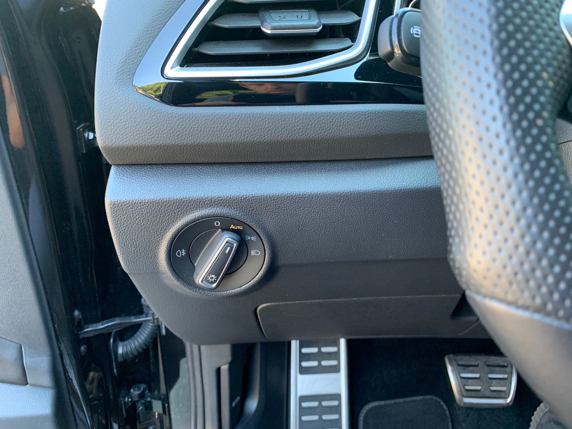 VW T-Roc 2.0 TSI R-Line DSG 4Motion-image-9