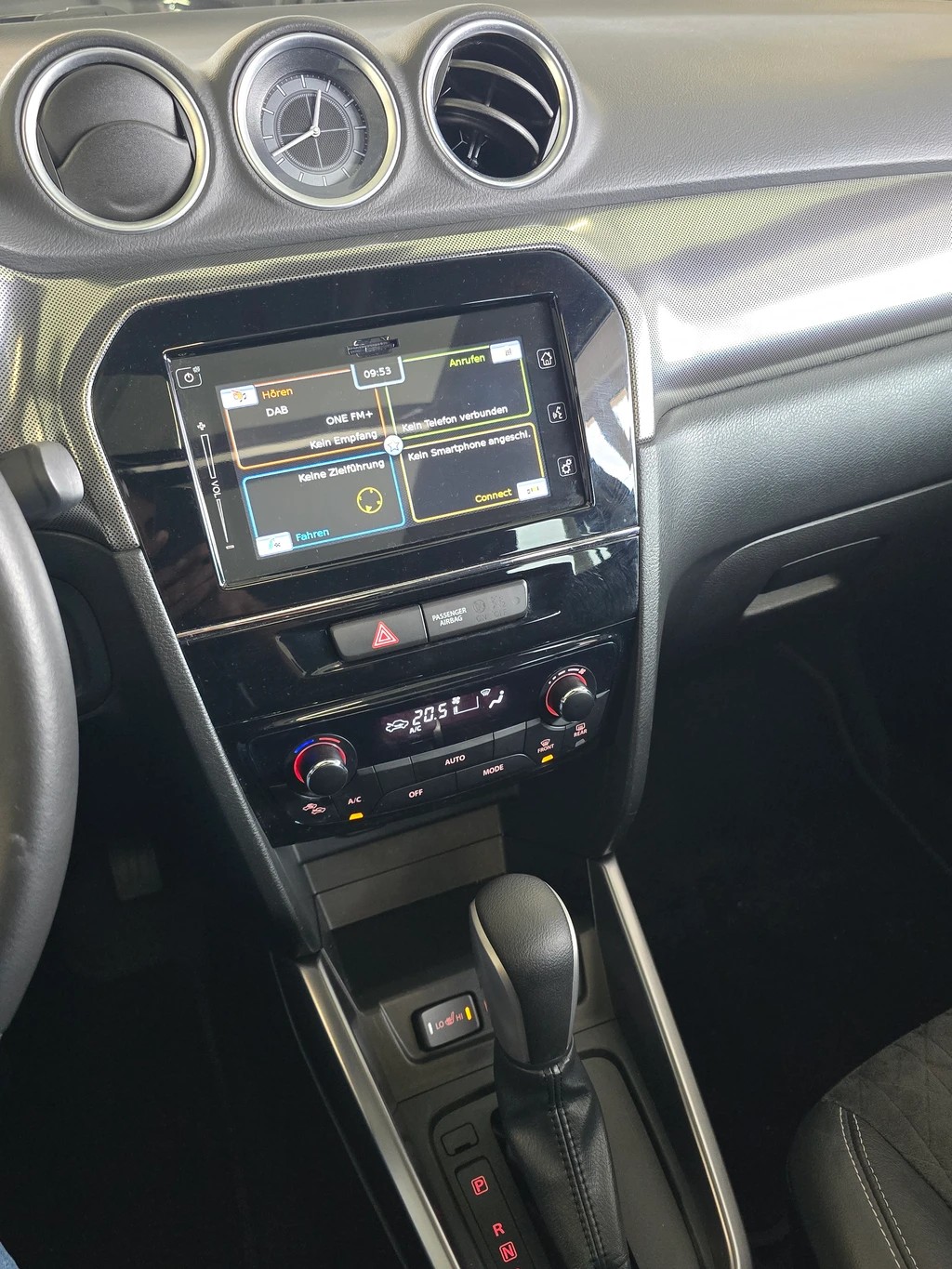 SUZUKI Vitara 1.4 Boosterjet Compact Top Automatic-image-11