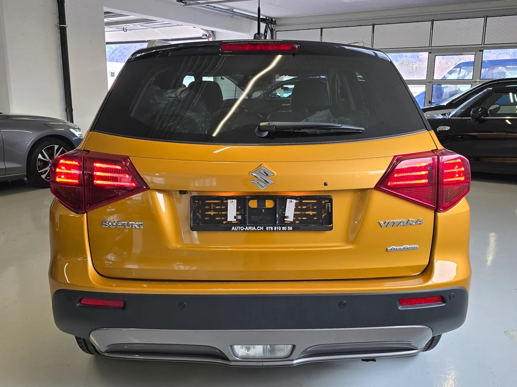 SUZUKI Vitara 1.4 Boosterjet Compact Top Automatic-image-4