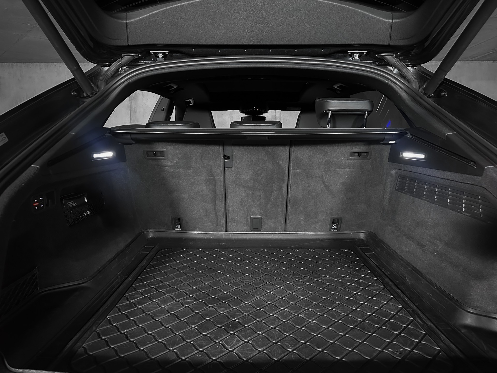 AUDI Q8 50 TDI quattro tiptronic-image-22