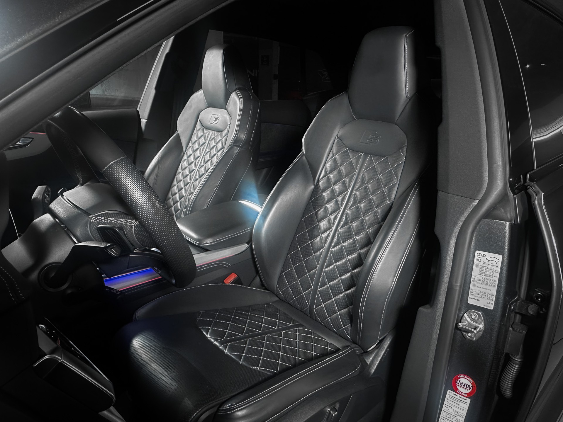 AUDI Q8 50 TDI quattro tiptronic-image-14
