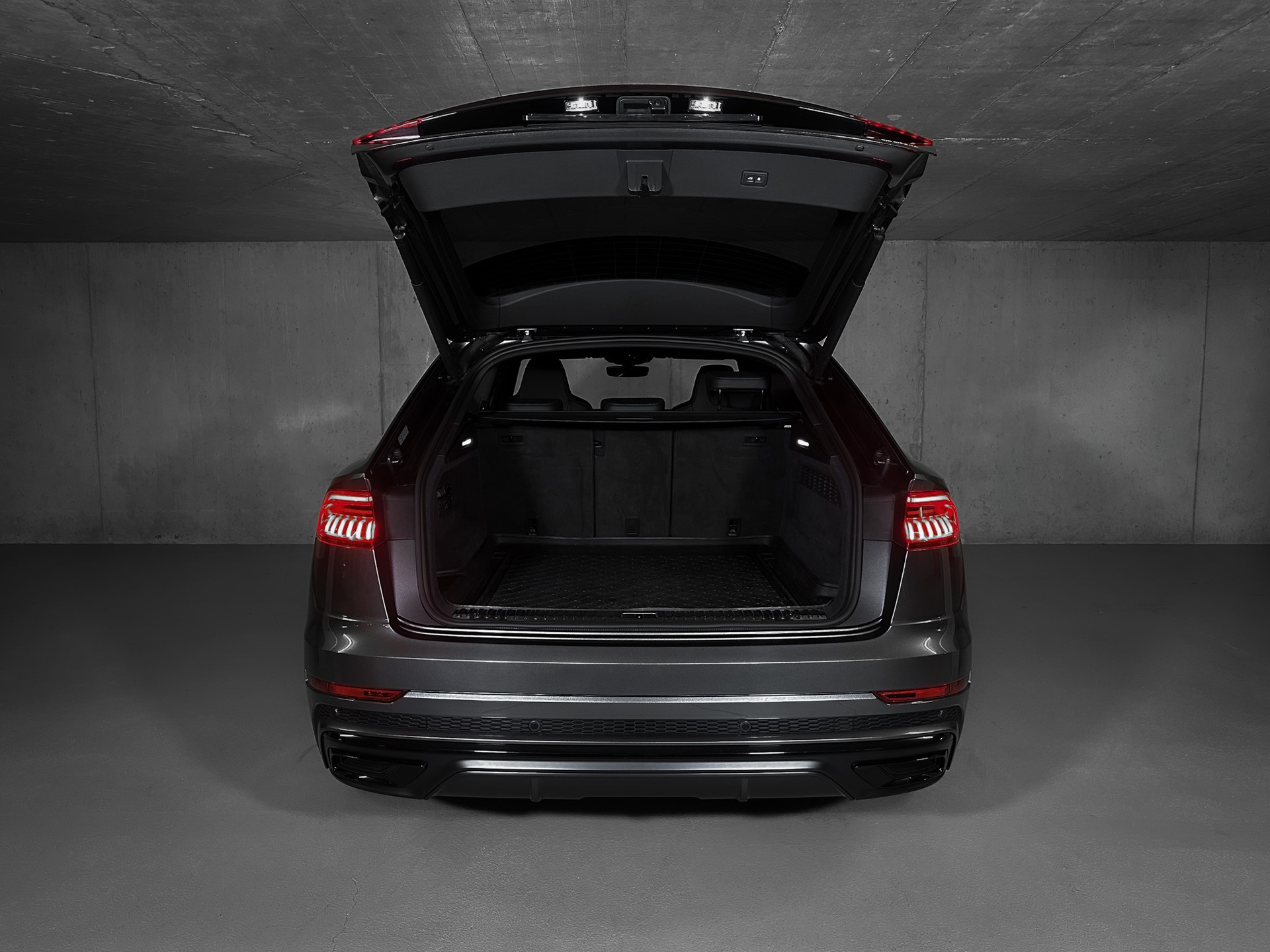 AUDI Q8 50 TDI quattro tiptronic-image-21