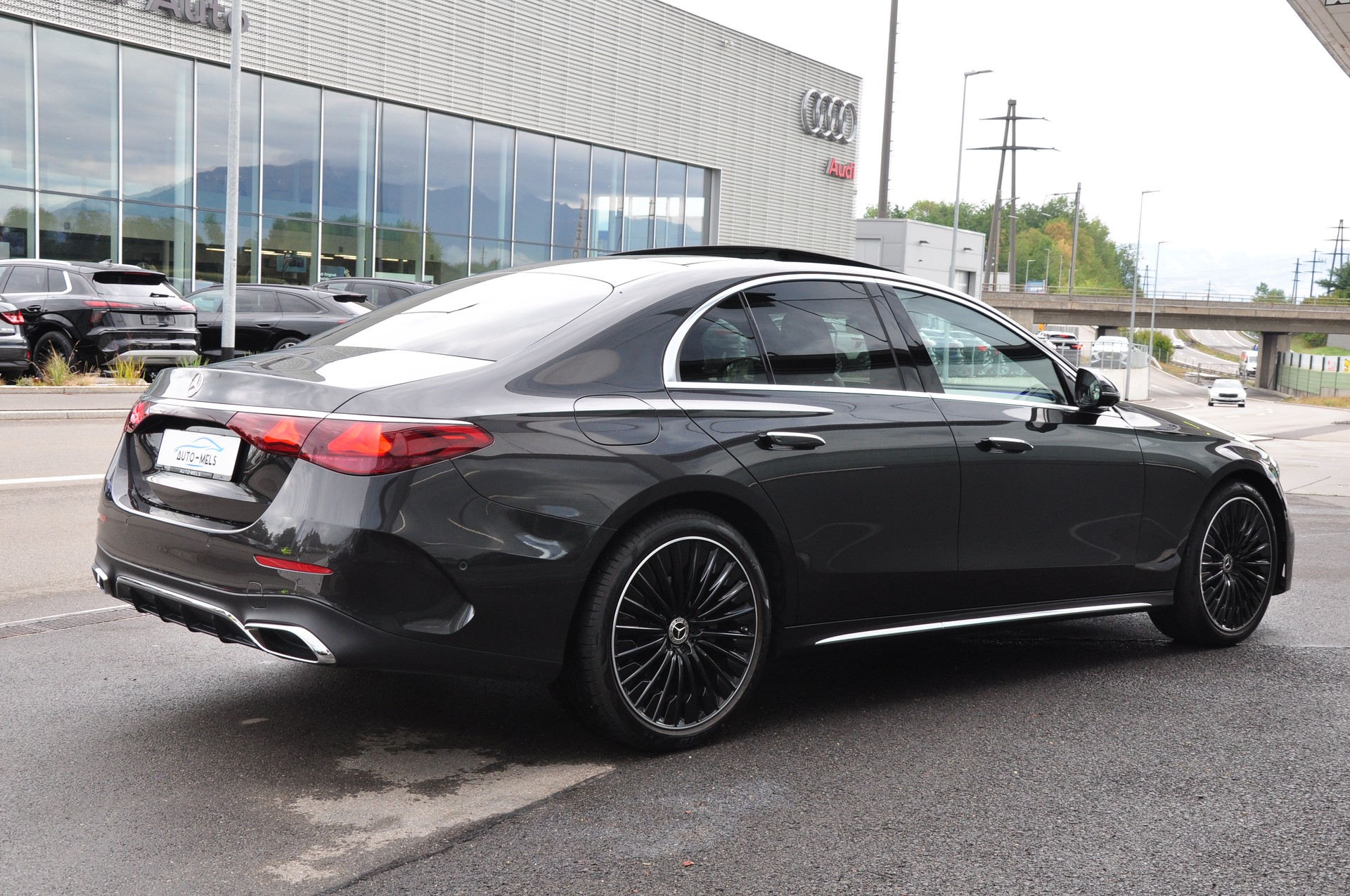 MERCEDES-BENZ E 220 d 4Matic 9G-Tronic-image-7