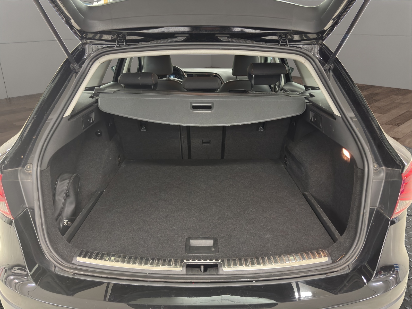 SEAT Leon ST 2.0 TDI X-Perience 4Drive DSG-image-19