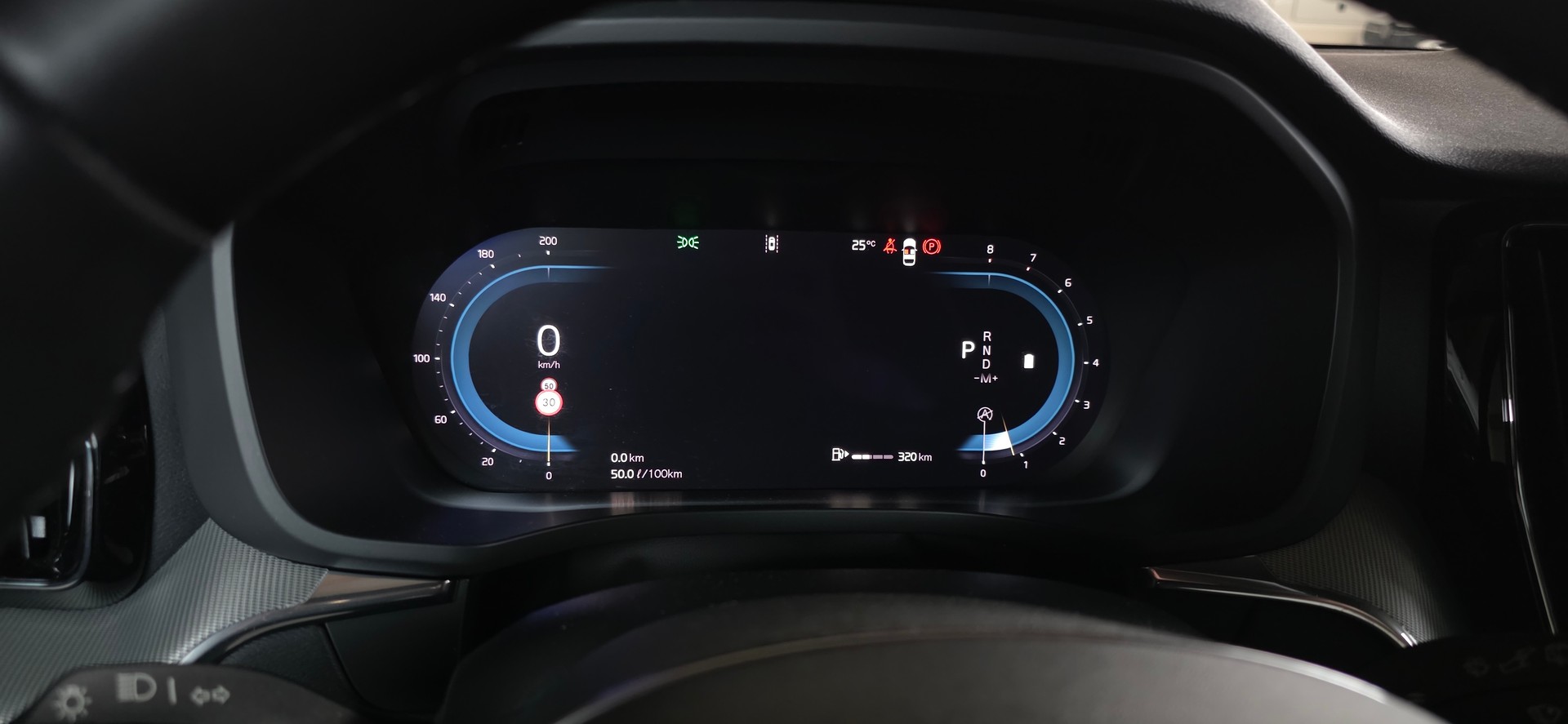 VOLVO XC60 B5 Benzin Mild Hybrid AWD Plus Dark Geartronic-image-13