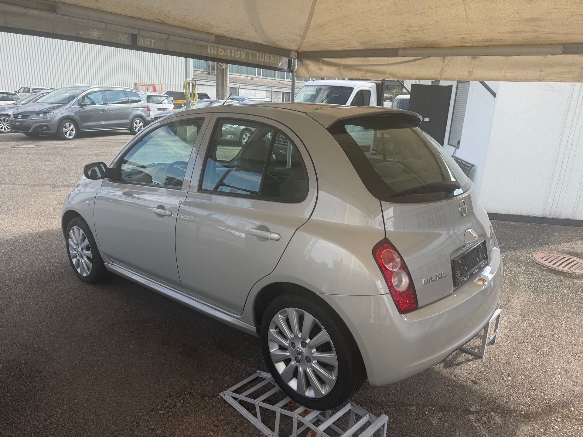 NISSAN Micra 1.4 tekna-image-3