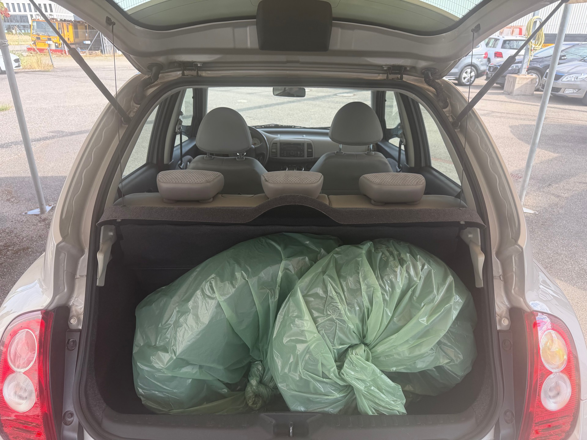 NISSAN Micra 1.4 tekna-image-6