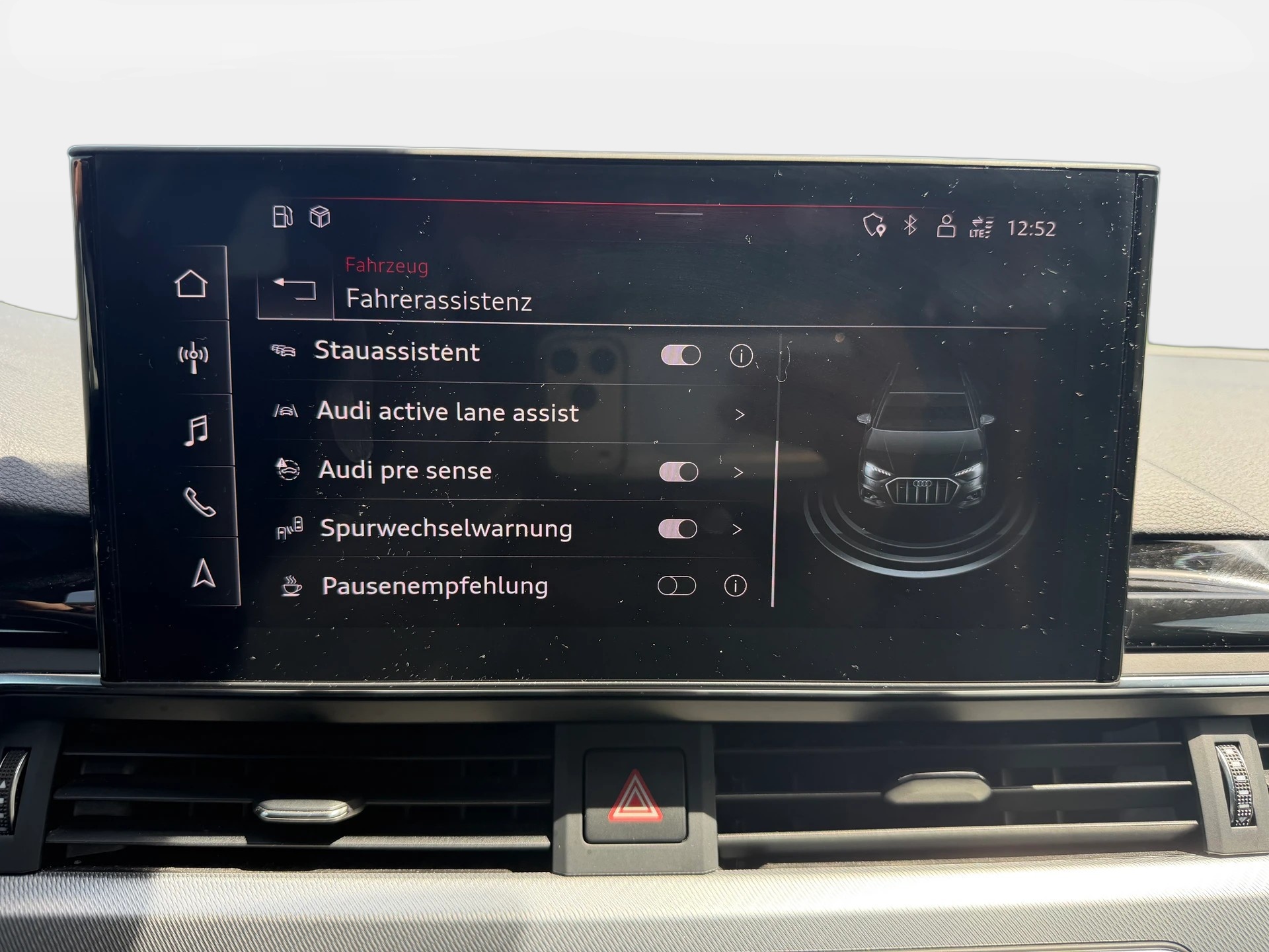AUDI A4 allroad 40 TDI Attraction quattro tiptronic-image-18