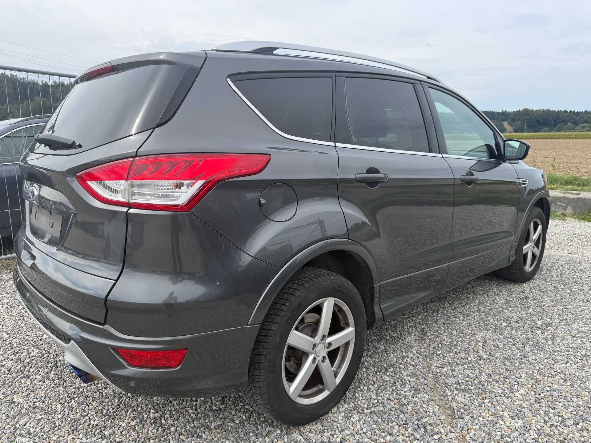 FORD Kuga 2.0 TDCi Titanium S 4WD PowerShift-image-3