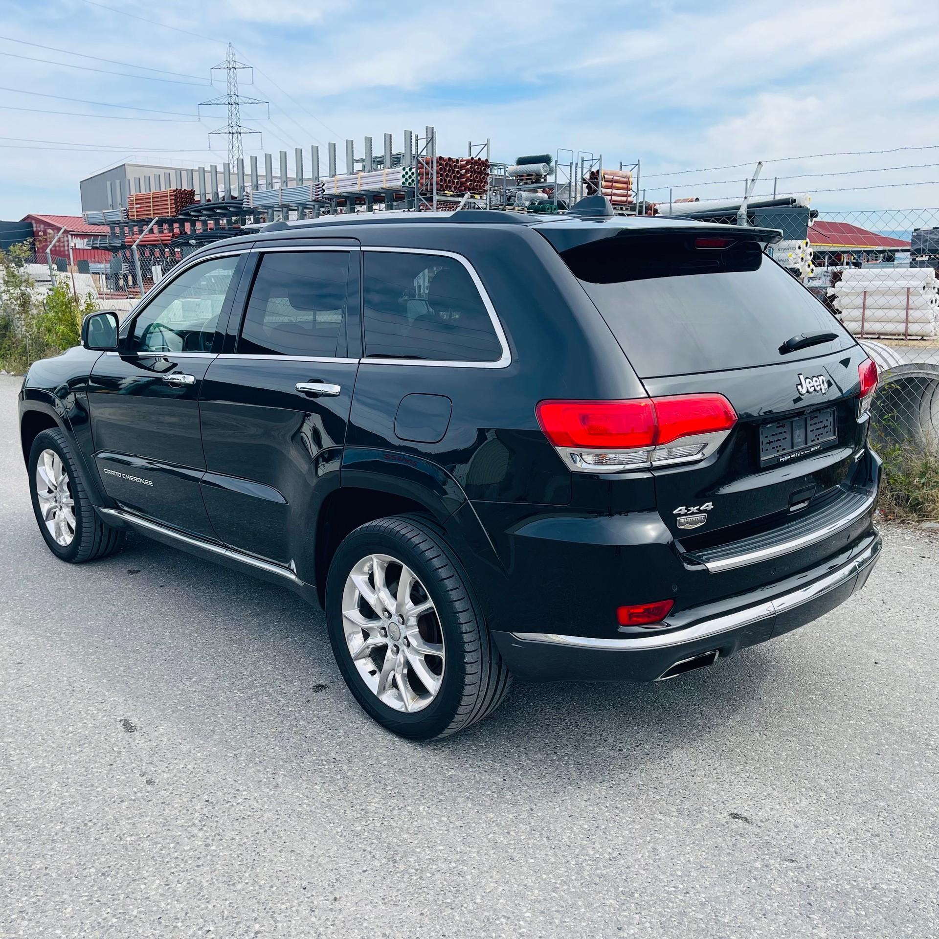 JEEP Grand Cherokee 3.0 CRD Summit Automatic-image-4