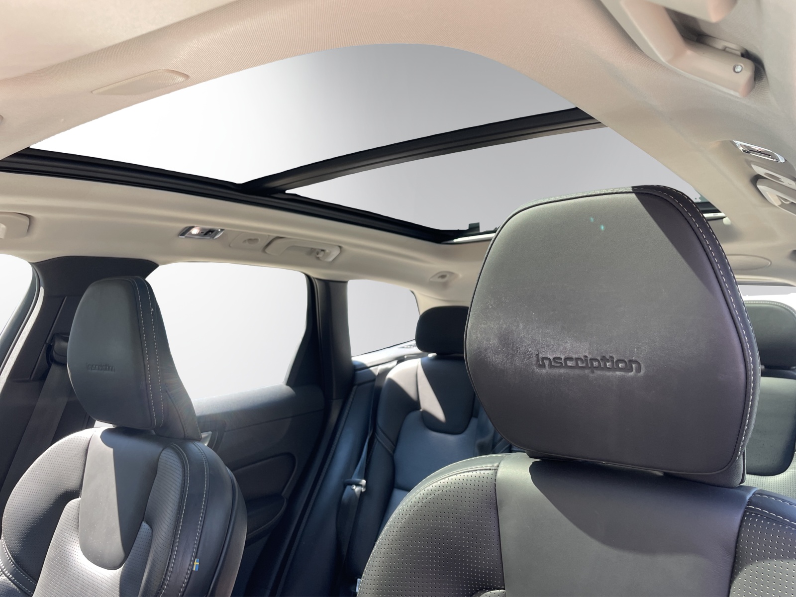 VOLVO XC60 T5 AWD Inscription Geartronic-image-13