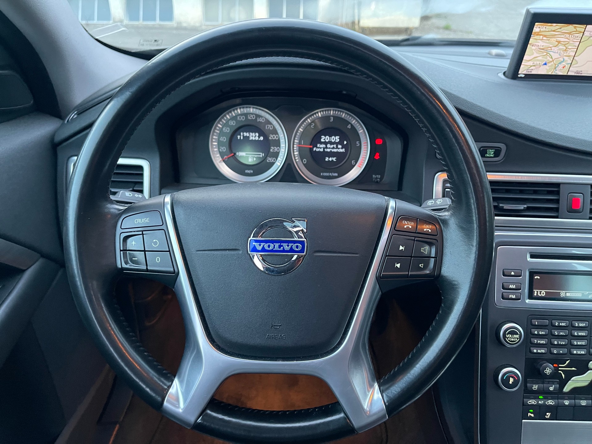 VOLVO XC70 DRIVe Summum-image-11