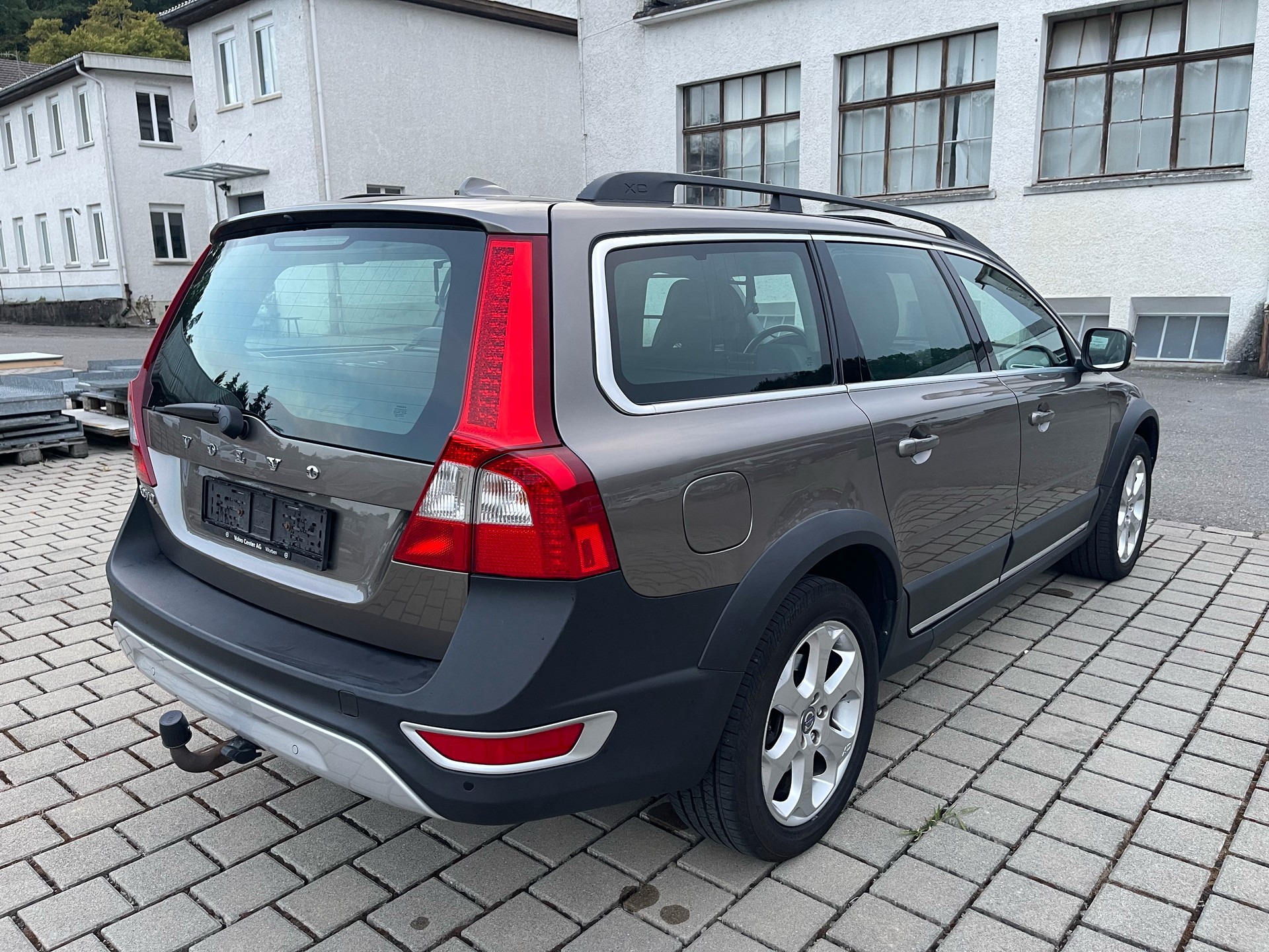 VOLVO XC70 DRIVe Summum-image-4