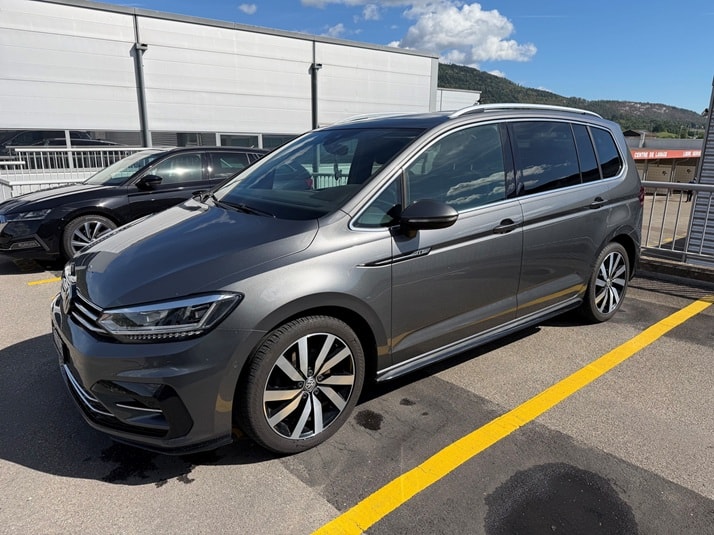 VW Touran 1.8 TSI BlueMotion Technology Sport DSG-image-1