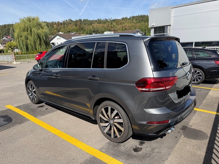 VW Touran 1.8 TSI BlueMotion Technology Sport DSG-image-2