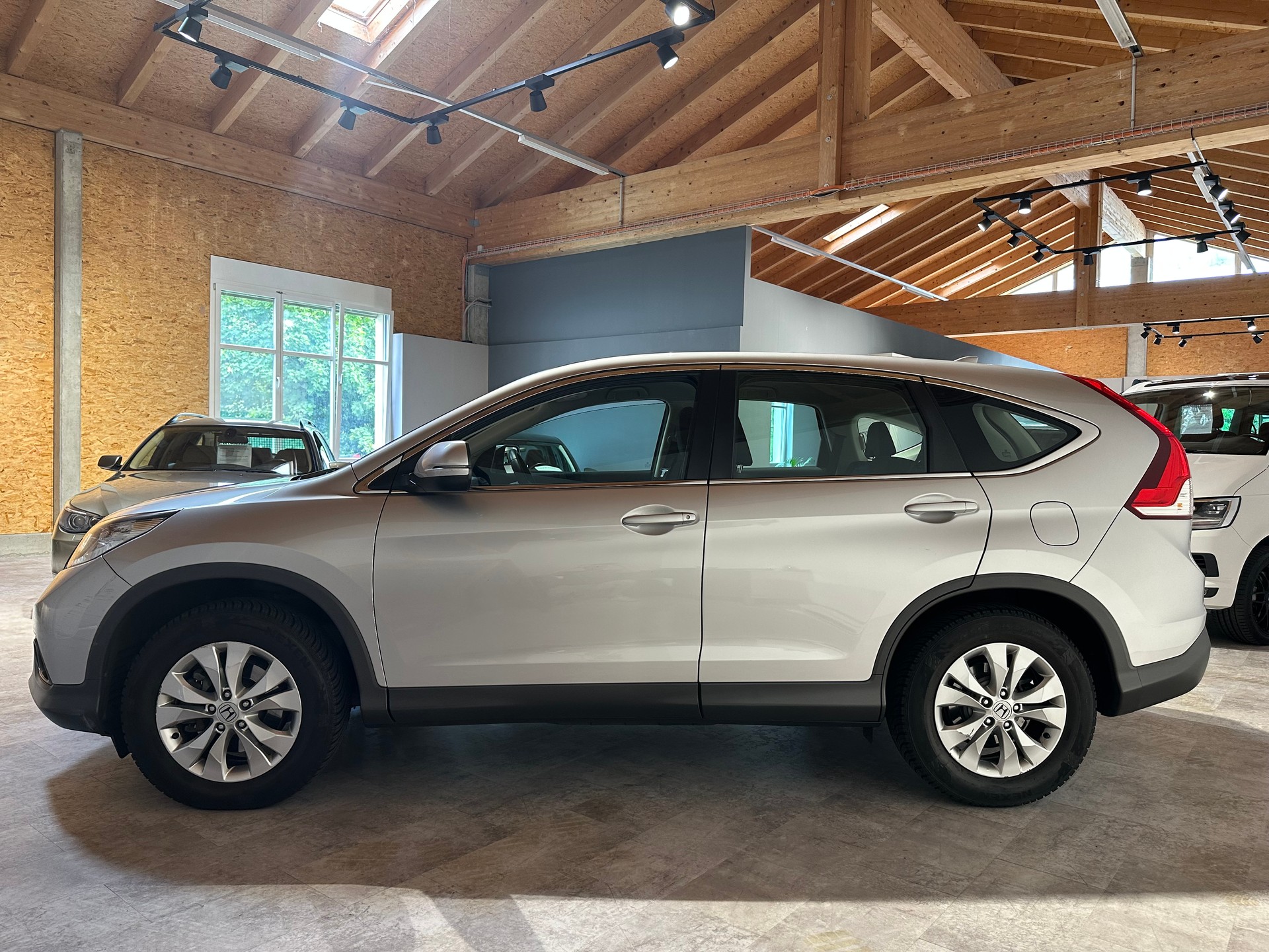 HONDA CR-V 2.2 i-DTEC Lifestyle 4WD Automatic/1. Jahr Garantie/Ab Service und MFK-image-2