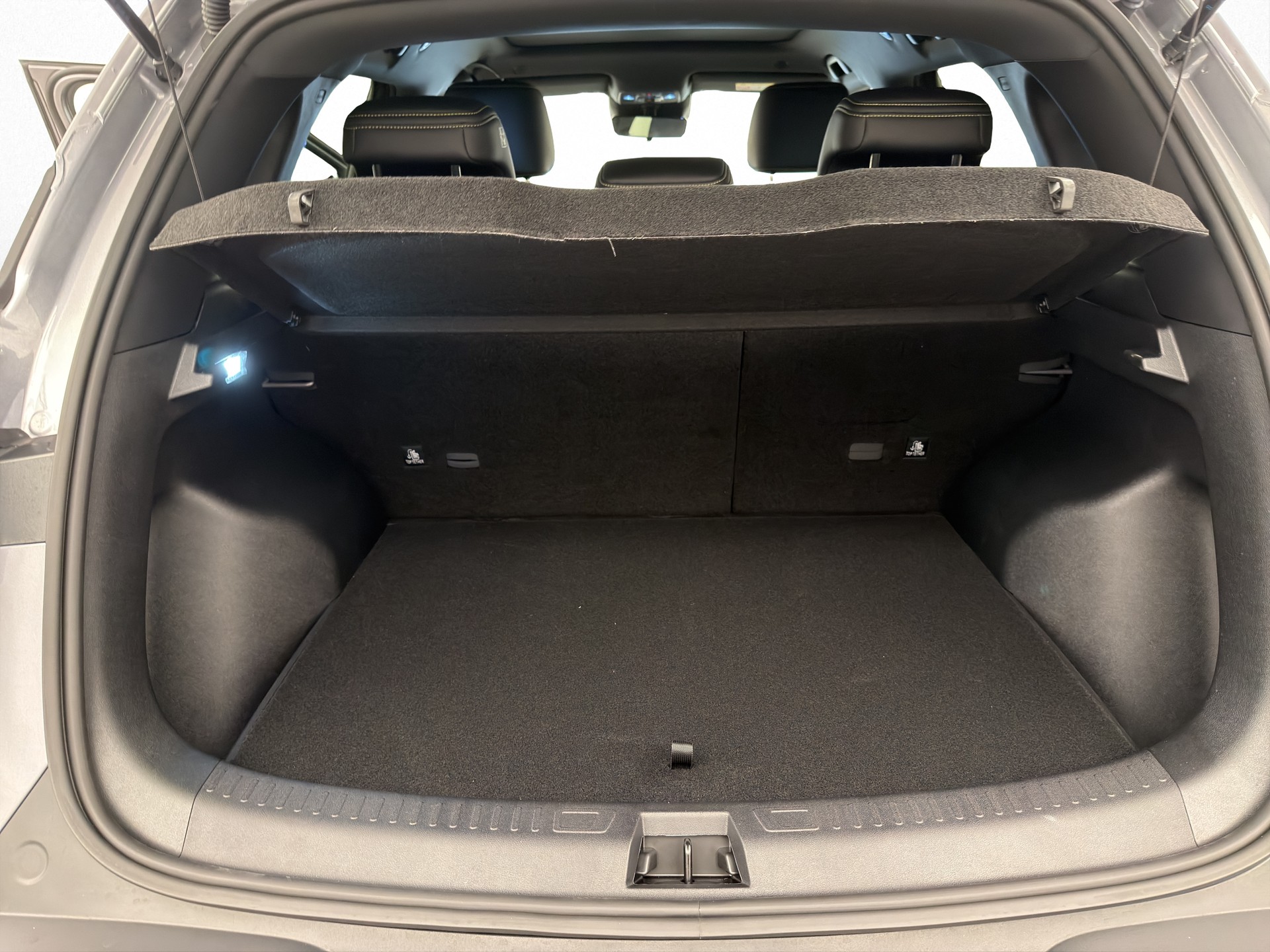 BYD Atto 2 DM-i Boost-image-12