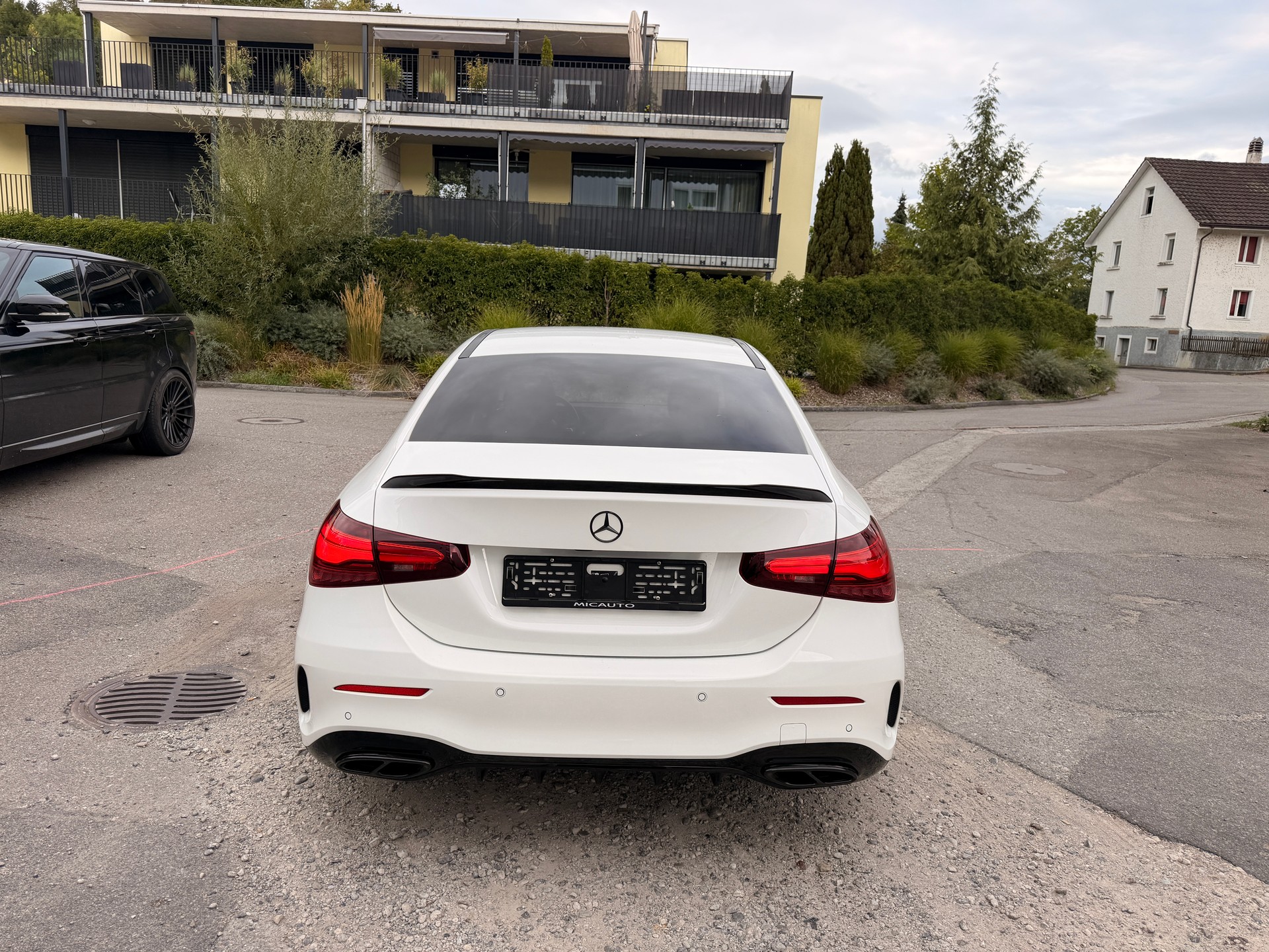 MERCEDES-BENZ A 200 7G-DCT AMG -Line-image-6