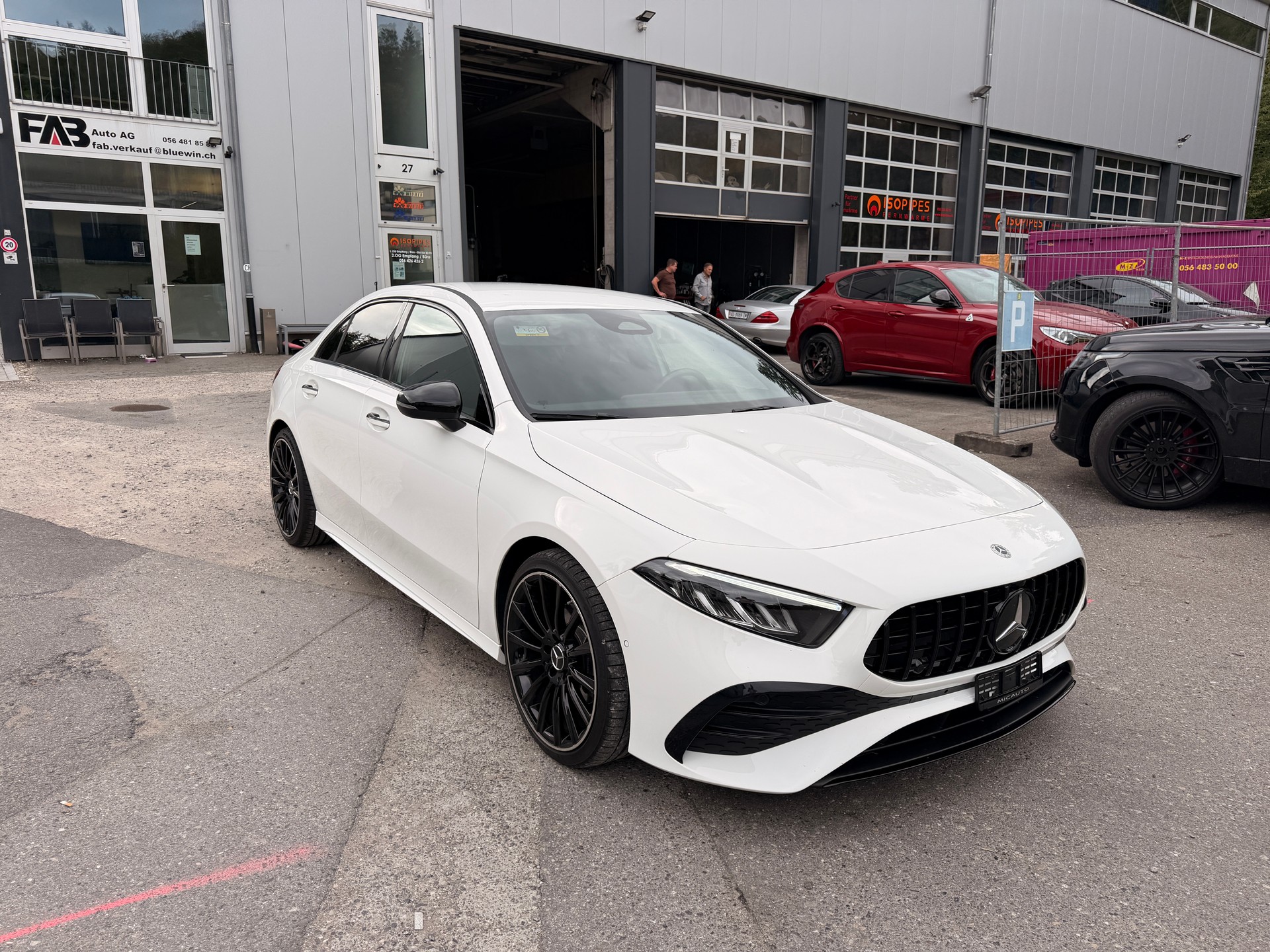 MERCEDES-BENZ A 200 7G-DCT AMG -Line-image-4