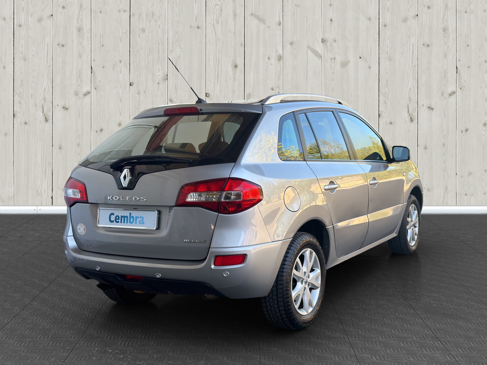 RENAULT Koleos 2.0 dCi Dynamique 4x4 Automatic-image-6