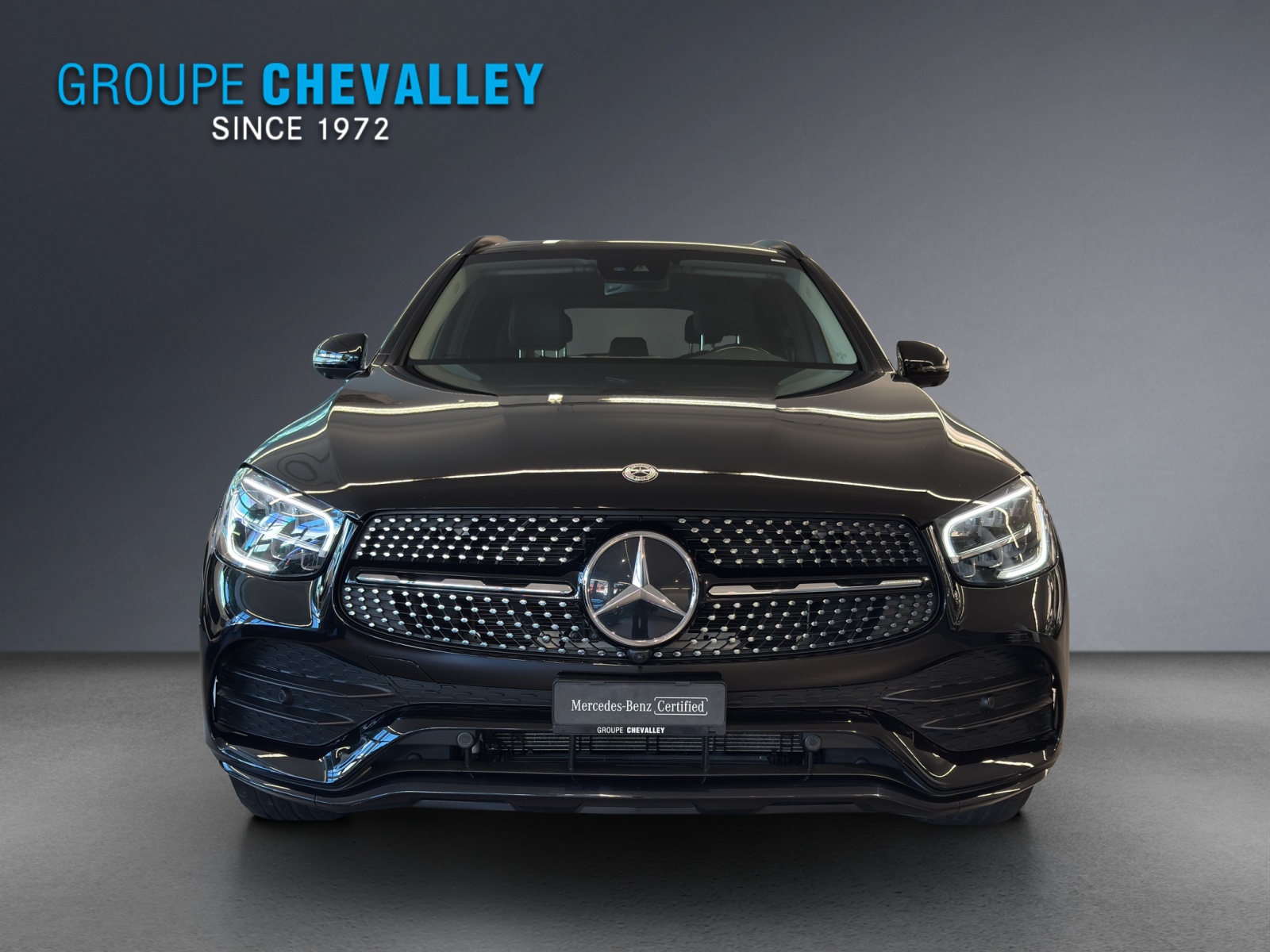 MERCEDES-BENZ GLC 200 AMG Line 4Matic-showroom-element-1