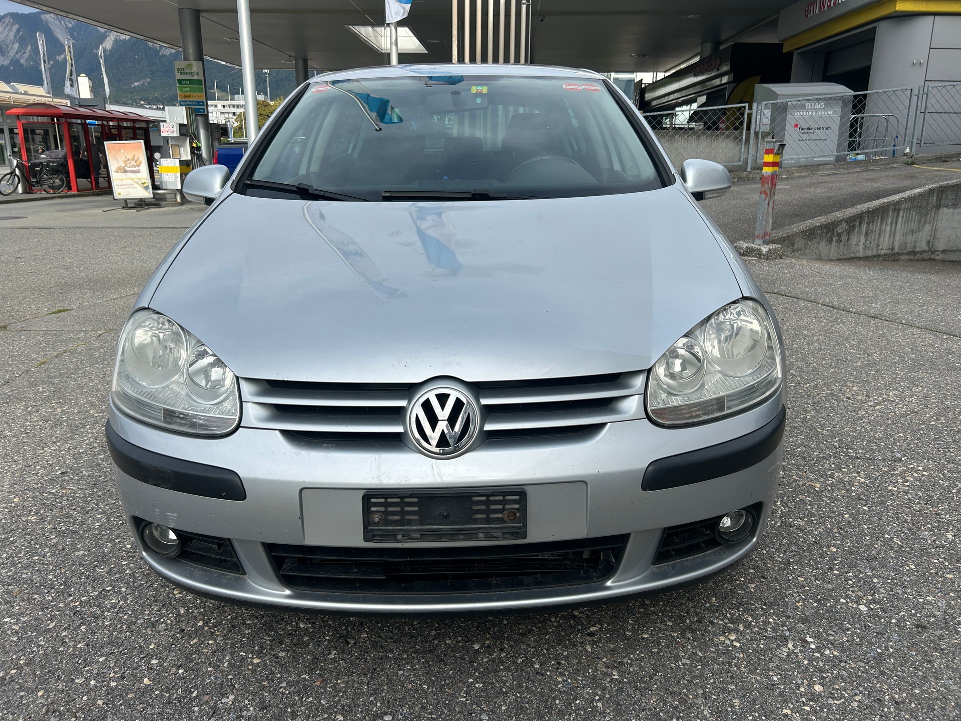 VW Golf 2.0 TDI Sportline 4Motion-image-0