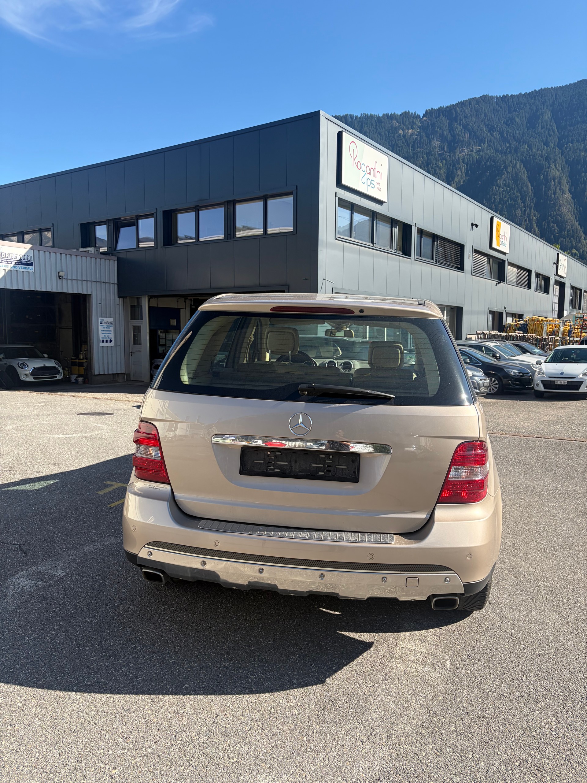 MERCEDES-BENZ ML 500 4Matic 7G-Tronic-image-10
