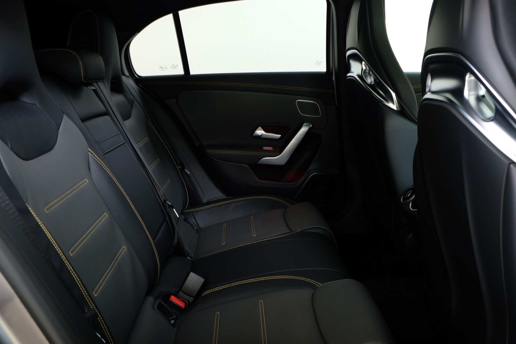 MERCEDES-BENZ A 45 S AMG 4matic W177-image-10
