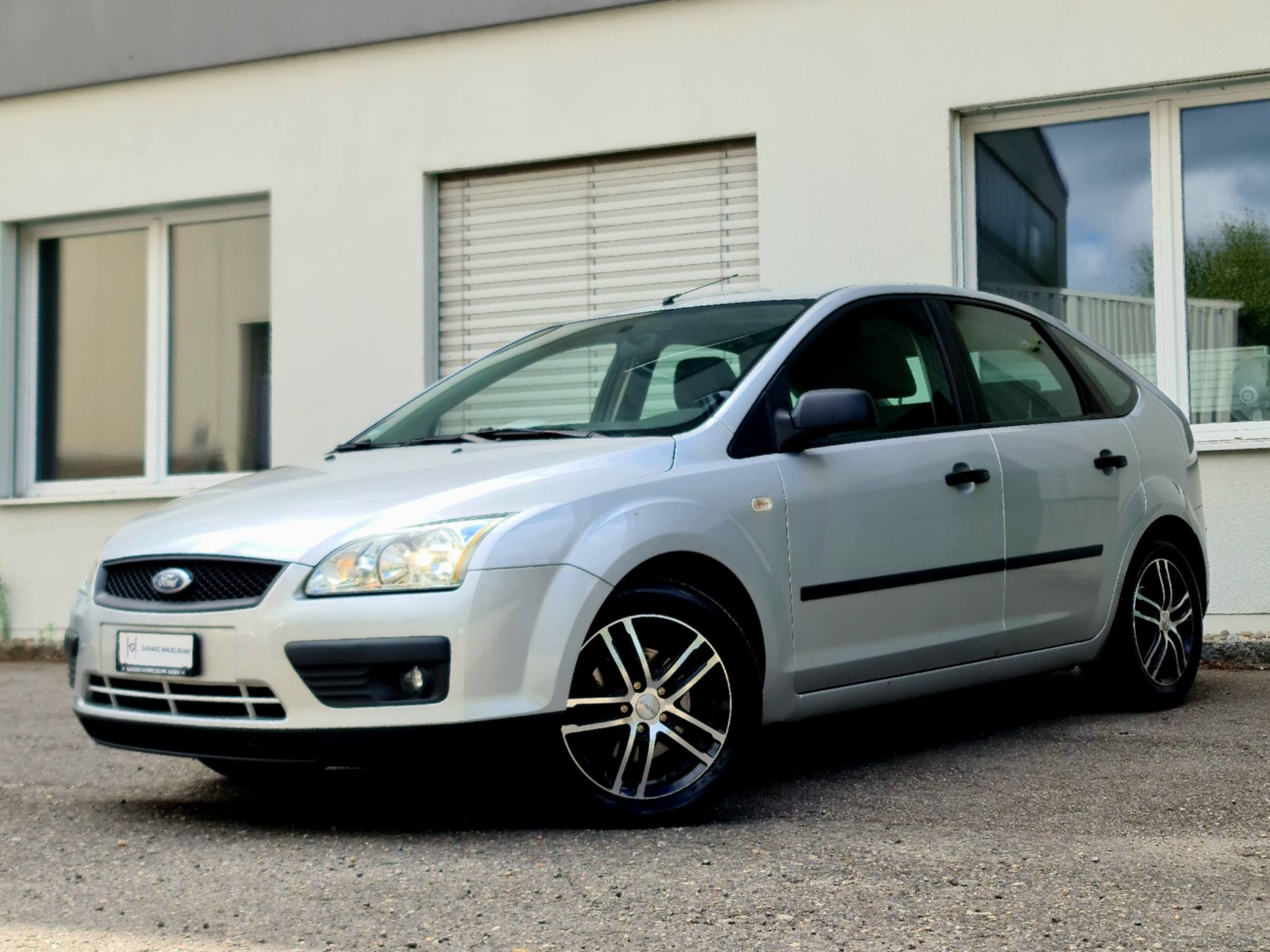 FORD Focus 1.6i VCT Titanium-showroom-element-1