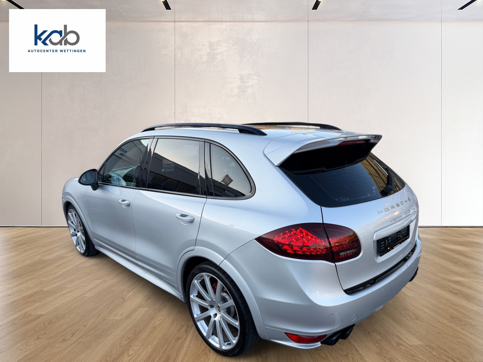 PORSCHE Cayenne GTS-image-5